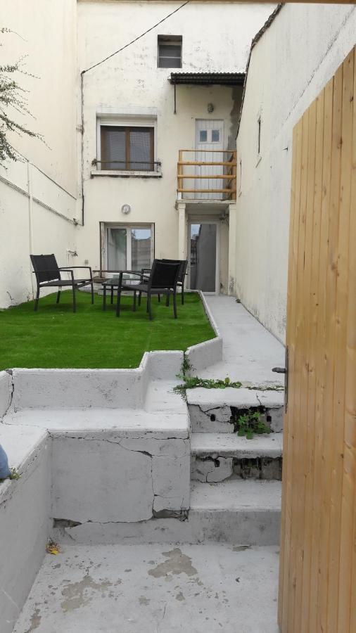 Castelnaudary - Appartement Jardin Ngoại thất bức ảnh